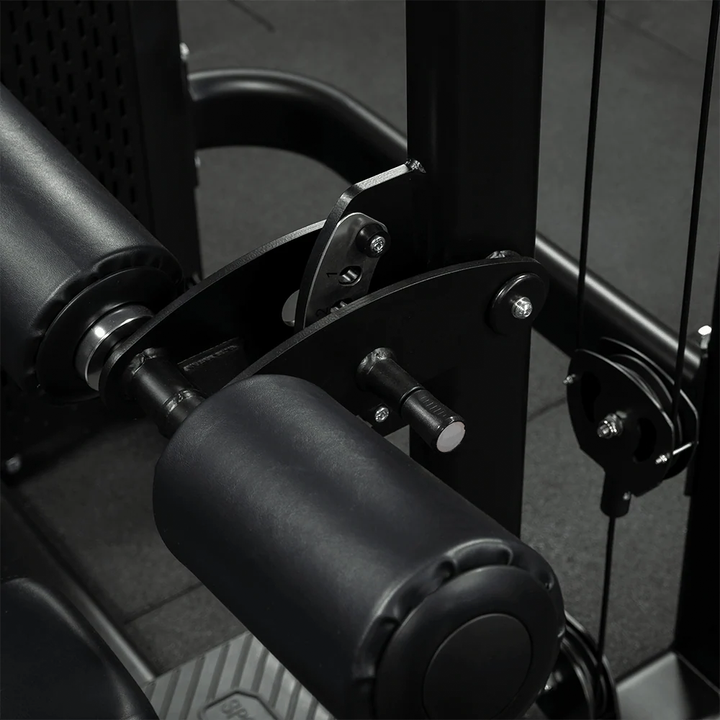 Chest Pull | Selectorized Machine - Pro Series