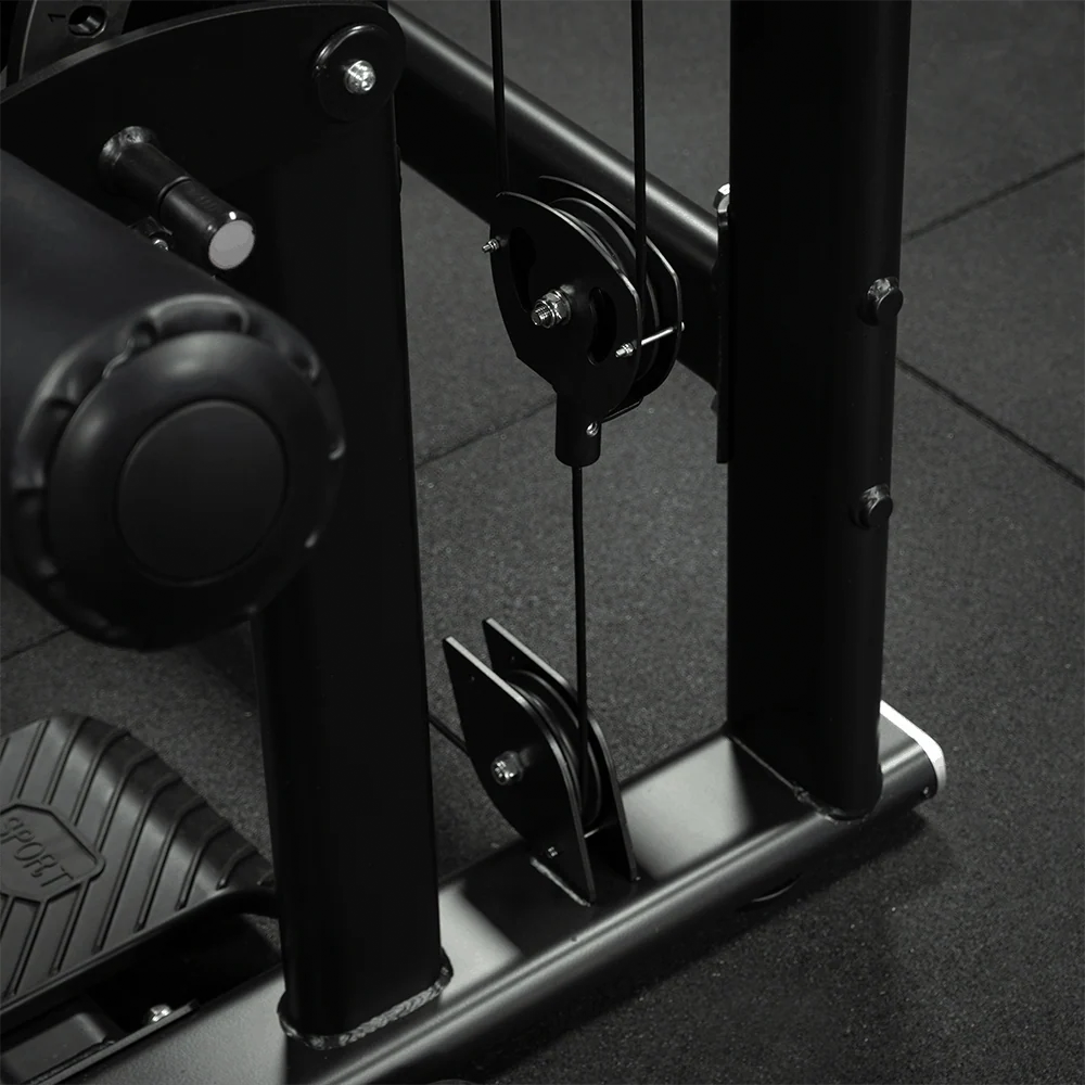 Chest Pull | Selectorized Machine - Pro Series